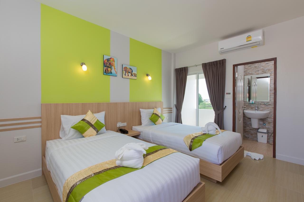 Phant At Thalang Service Apartment Exterior photo